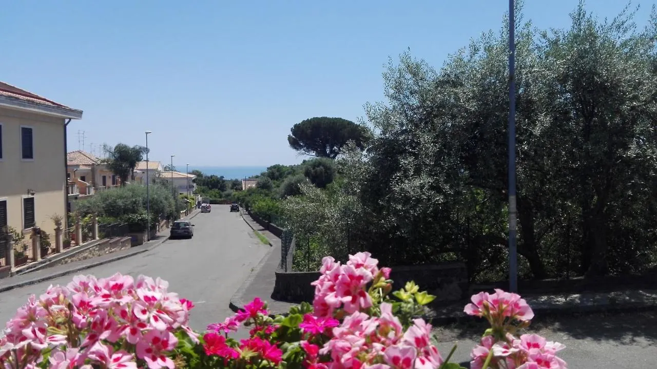 ベッド・アンド・ブレックファスト B&B Terra Di Miti アチレアーレ イタリア